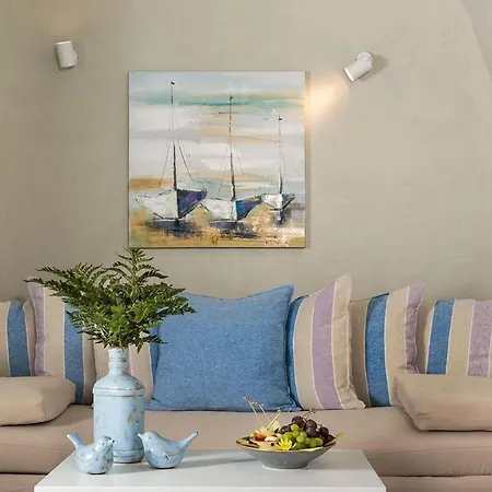 Magical Blu Junior With Outdoor Heated Jacuzzi *